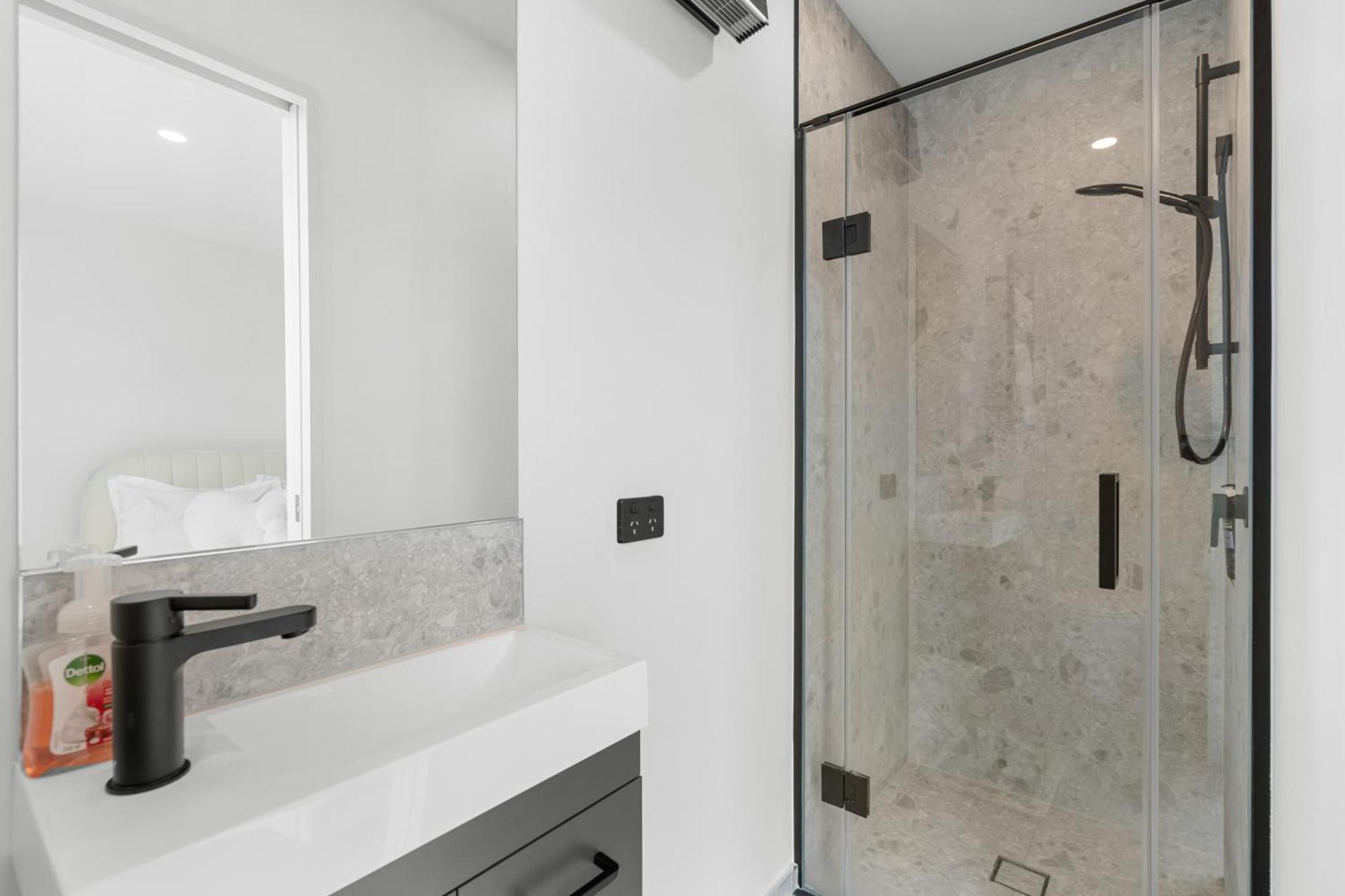 Modern Luxury Suite Near Cbd 3Bed 2Bath Christchurch Exterior foto